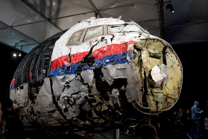 Malezijski avion MH17 suđenje Malaysia Airlines Flight MH17 Malezijski avion MH17 suđenje Malaysia Airlines Flight MH17
