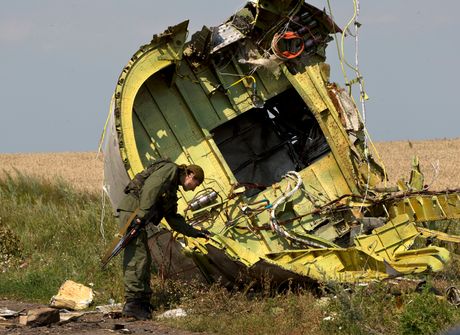 Malezijski avion MH17 suđenje Malaysia Airlines Flight MH17 Malezijski avion MH17 suđenje Malaysia Airlines Flight MH17