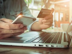 Onlajn kupovina je doživela bum ove godine