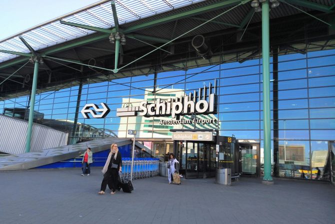 Amsterdamski aerodrom Schiphol Amsterdamski aerodrom Schiphol