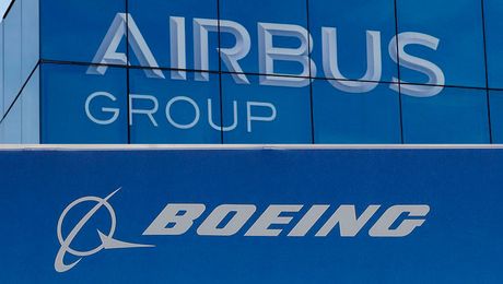 Airbus kompanija logo avion Boeing Airbus kompanija logo avion Boeing