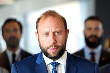 BGAERODROM INVESTICIJE MOMIROVIC BGAERODROM INVESTICIJE MOMIROVIC
