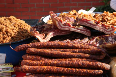 Novosadski festival kobasice i čvaraka