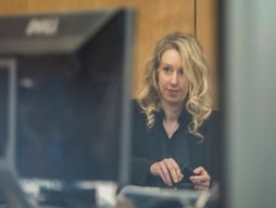 Elizabet Holms, Elizabeth Holmes