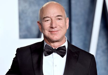 Dežf Bezos