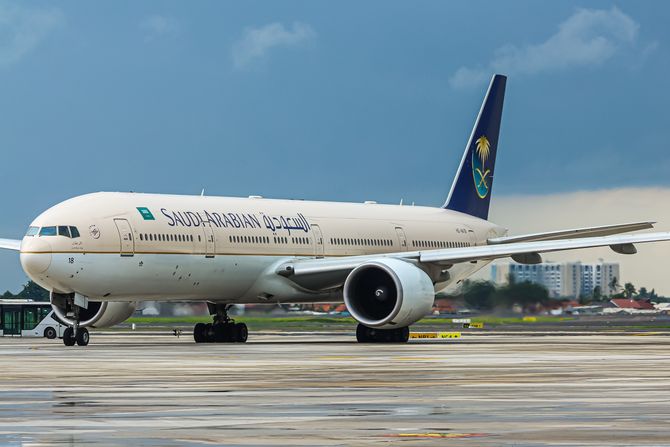 Saudia Airlines avion Airlines B777-300