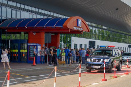 Moldavija, aerodrom, pucnjava Moldavija, aerodrom, pucnjava