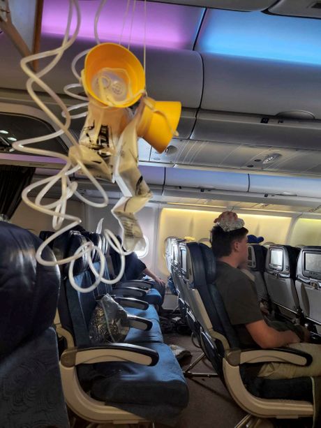 Avion Hawaiian Airlines Honolulu Sidnej turbulencije Avion Hawaiian Airlines Honolulu Sidnej turbulencije