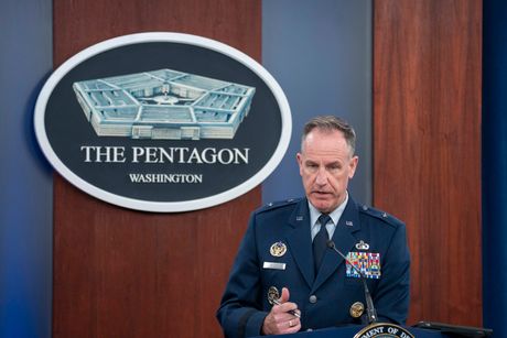 Pentagon portparol SAD