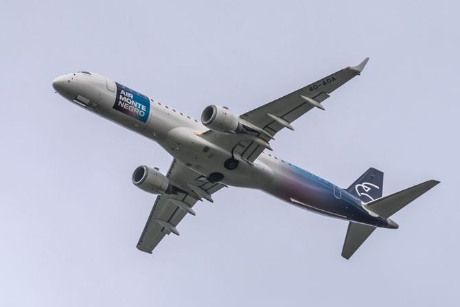 Air Montenegro Embraer 190 Air Montenegro Embraer 190