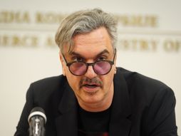 Ministarstvo zdravlja Privredna komora Srbije Teži ravnoteži Danica Grujičić Marko Čadež