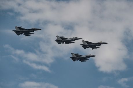 Hellenic Air Force F-16 Hellenic Air Force F-16