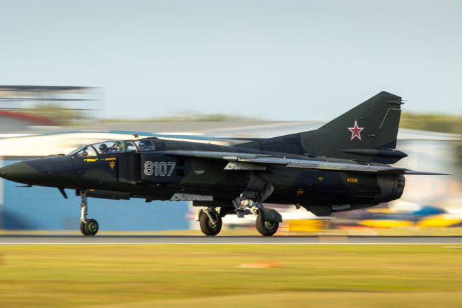 MIG 23 avion MIG 23 avion