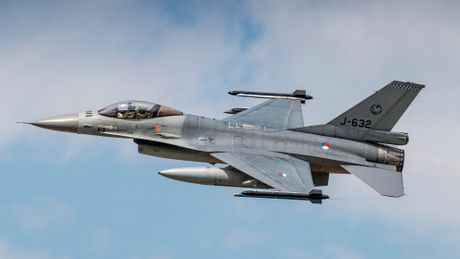 Avion F16 Holandija