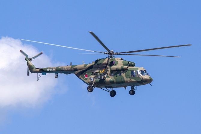 Helikopter VVS MI-8 AMTSH Helikopter VVS MI-8 AMTSH