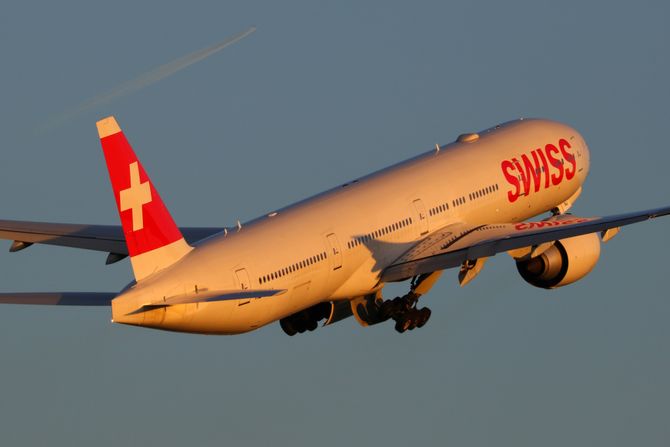 Avion Boing Swiss Air Lines Boeing 777
