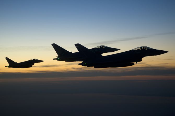 EUROFIGHTER TYPHOON EUROFIGHTER TYPHOON