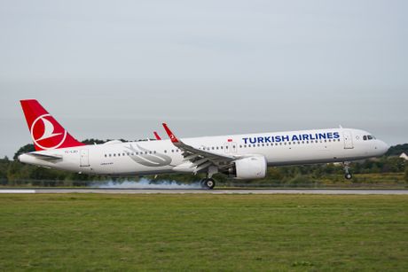Turkish Airlines Airbus A321 Turkish Airlines Airbus A321