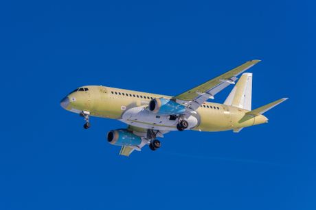 SJ-100 Yakovlev SJ-100 Yakovlev