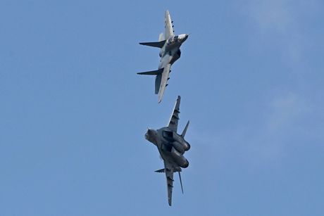 MiG-29 MiG-29