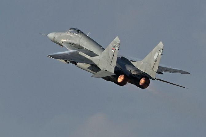 MiG-29 MiG-29