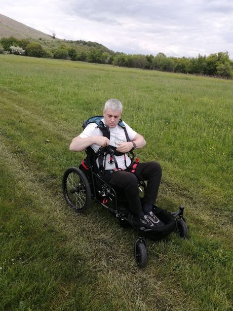 Prvi paraglajding let osobe sa invaliditetom u Srbiji Prvi paraglajding let osobe sa invaliditetom u Srbiji