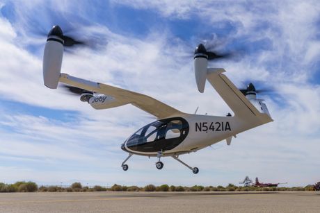 eVTOL vazduhoplov eVTOL vazduhoplov