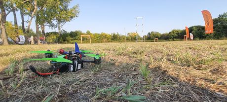 trke dronova trke dronova