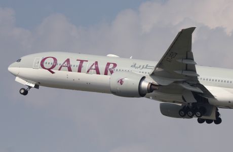 Qatar Airways Boeing 777 Qatar Airways Boeing 777