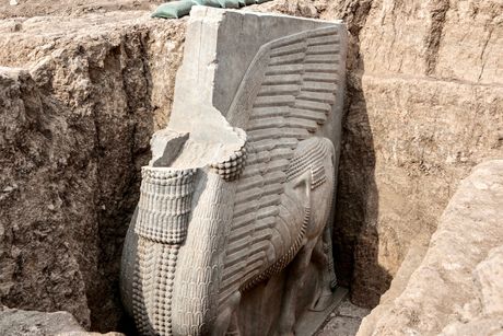 Asirska skulptura, Irak
