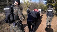 Pod punom opremom, u pratnji helikoptera: Pogledajte potragu za migrantima u Srbiji
