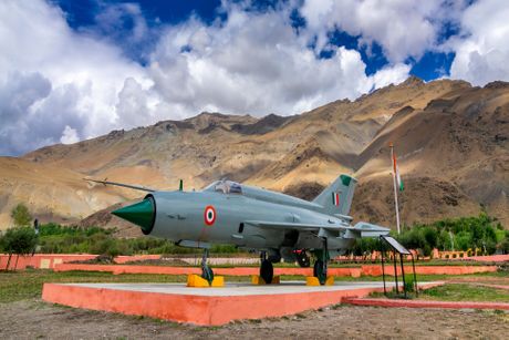 Indija Indijsko vazduhoplovstvo MIG-21 Indija Indijsko vazduhoplovstvo MIG-21