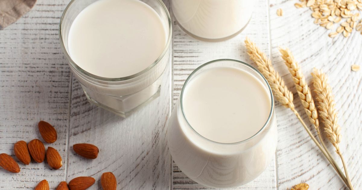 Evropljani predvode globalni trend: Biljna mleka postaju standard, a kravlje polako odlazi u zaborav