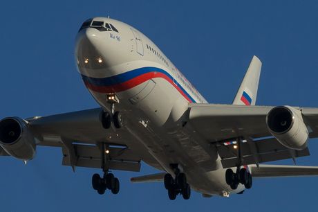 Iljušin IL-96-300 Iljušin IL-96-300