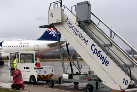 Niški aerodrom  Niški aerodrom