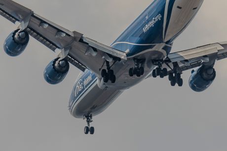 747