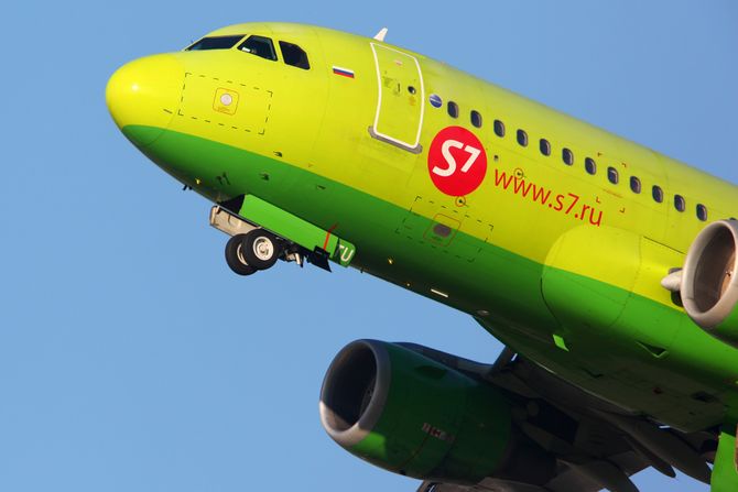 S7 Airlines avion