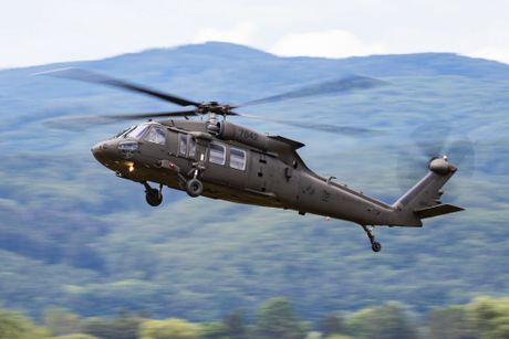 Helikopter Crni Jastreb UH 60M Black Hawk
