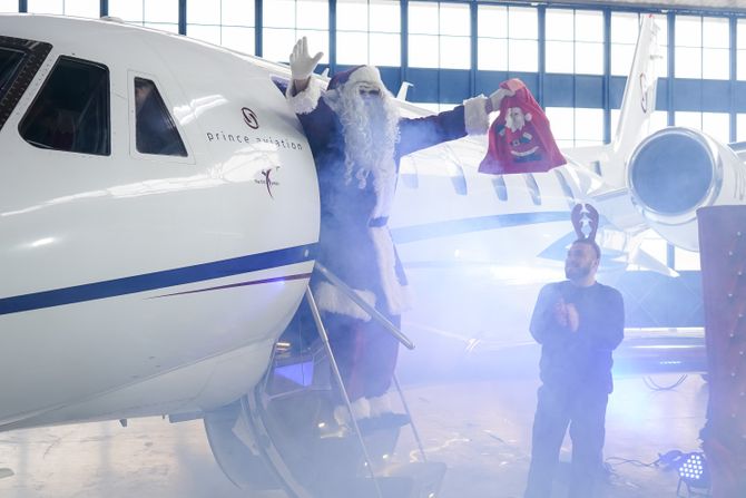 Deda Mraz Prince Aviation