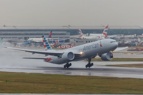 Boeing 777 American Airlines