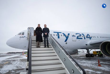 Ruski avion Tupolev Tupoljev Tu-214