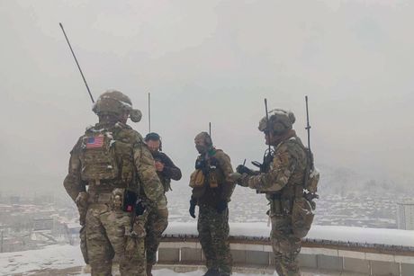 F-16 Fighting Falcon borbeni avioni lete u okviru zajedničke obuke vazduh-zemlja u kojoj učestvuju američke i bosanske snage