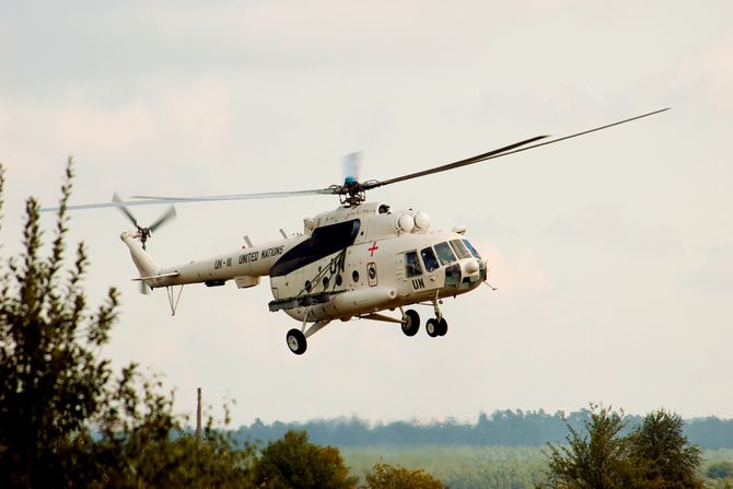 UN helikopter Mi 8 UN helikopter Mi 8
