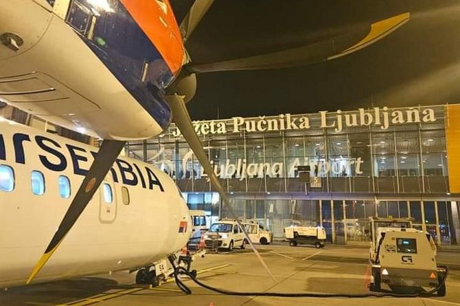 Aerodrom Ljubljana LJU Aerodrom Ljubljana LJU
