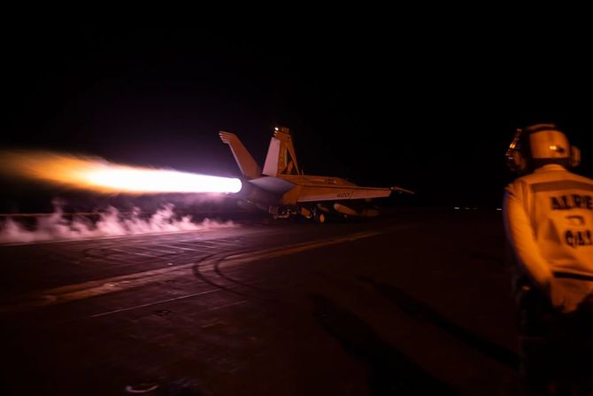 USN F/A-18 Super Hornet Jemen USN F/A-18 Super Hornet Jemen