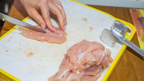 piletina, pileće meso, čišćenje piletine, pileća opna