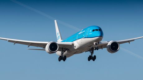 KLM Boeing 787 Dreamliner KLM Boeing 787 Dreamliner