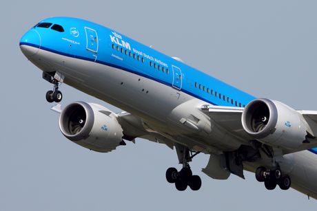KLM Boeing 787 Dreamliner KLM Boeing 787 Dreamliner