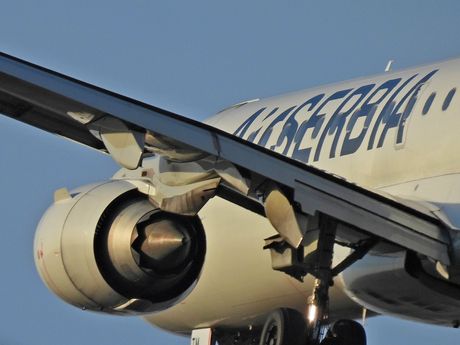Air Serbia Er Srbija Embraer E190 E195 avion Air Serbia Er Srbija Embraer E190 E195 avion
