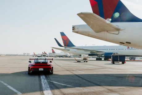 Delta Air Lines Porsche, Porše Delta Air Lines Porsche, Porše